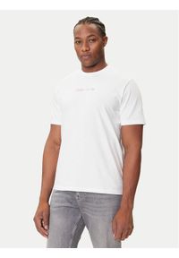 Calvin Klein Jeans T-Shirt Pride Graphic LV04RC815G Biały Relaxed Fit. Kolor: biały. Materiał: bawełna
