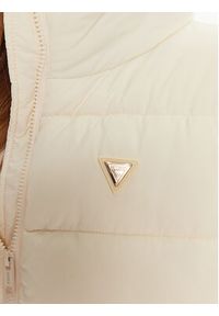Guess Kurtka zimowa V4BL04 WFYE2 Beżowy Regular Fit. Kolor: beżowy. Materiał: syntetyk. Sezon: zima