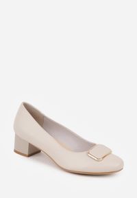 Born2be - Białe Czółenka na Niskim Słupku ze Skórzaną Wkładką i Aplikacją Cezela. Okazja: na co dzień, na ślub cywilny, na wesele, na imprezę. Kolor: biały. Materiał: skóra. Wzór: aplikacja. Obcas: na słupku. Styl: casual, elegancki #3