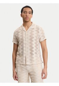 Guess Koszula M6GP46 K3236 Beżowy Regular Fit. Kolor: beżowy. Materiał: syntetyk #1