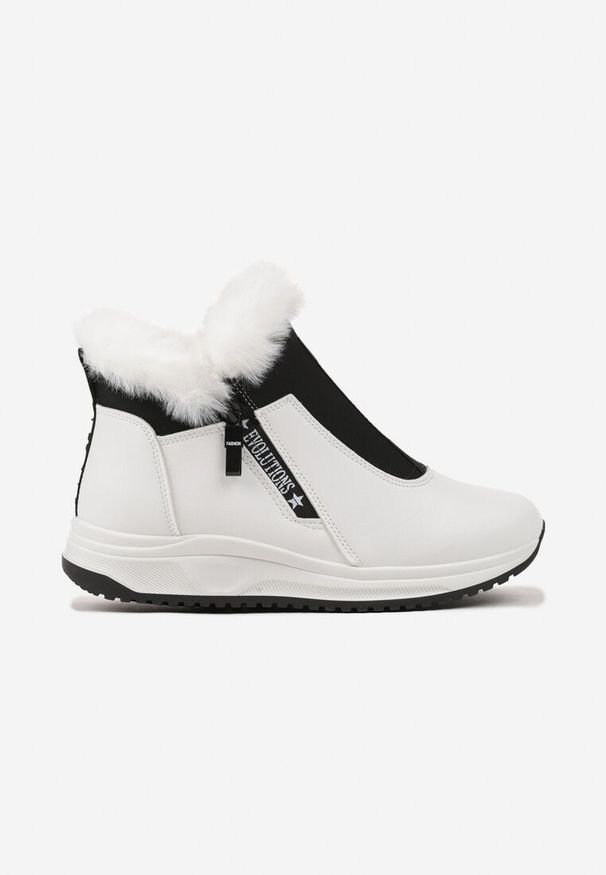 Born2be - Białe Płaskie Sneakersy z Napisami i Futerkiem Riantha. Kolor: biały. Materiał: futro. Wzór: napisy. Sezon: zima, jesień. Obcas: na obcasie. Wysokość obcasa: niski