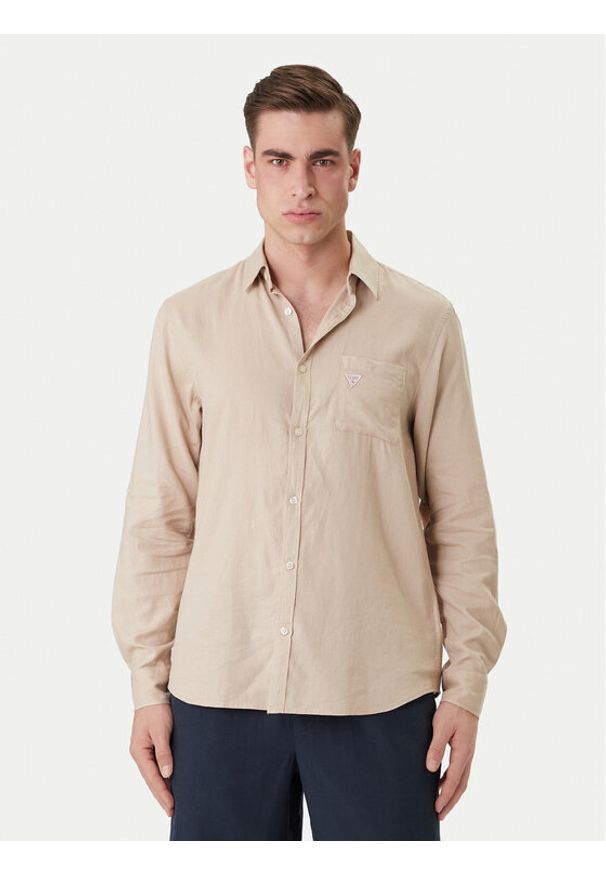 Guess Koszula F6GH06 WG3L0 Beżowy Regular Fit. Kolor: beżowy. Materiał: wiskoza