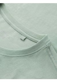 Ombre Clothing - Bawełniany t-shirt męski z zieloną naszywką na piersi – miętowy V4 - Rozmiar: M. Kolor: miętowy. Materiał: bawełna. Wzór: aplikacja. Styl: klasyczny, sportowy #5