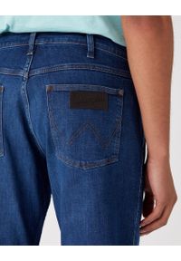 Wrangler - WRANGLER GREENSBORO MĘSKIE SPODNIE JEANSOWE FREE WAY W15QYJZ99 #5