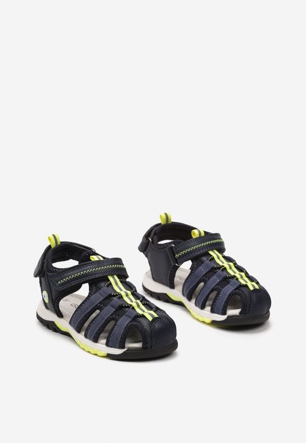 Born2be - Niebiesko-Zielone Sandały Sportowe Typu Gladiatorki Z Odblaskami i Rzepem Staranie. Zapięcie: rzepy. Kolor: niebieski. Materiał: jeans. Wzór: aplikacja. Sezon: lato, wiosna. Styl: sportowy