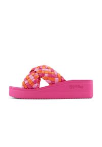 Flip*Flop - Klapki plażowe damskie Flip Flop Wedgy Cross. Okazja: na plażę. Kolor: różowy. Sezon: lato. Styl: sportowy