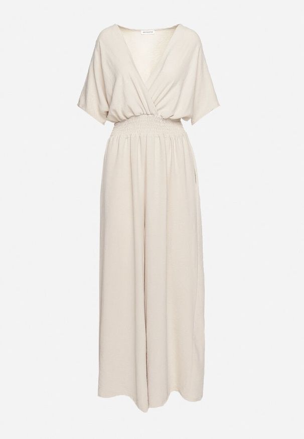 Born2be - Beżowy Kopertowy Kombinezon z Gumką w Talii i Szerokimi Nogawkami Vimashea. Okazja: na co dzień. Kolor: beżowy. Styl: casual, elegancki