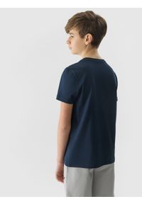 4f - 4F T-shirt z nadrukiem chłopięcy - granatowy 122 (6-7 lat). Okazja: na co dzień. Kolor: niebieski. Materiał: jersey, dzianina, bawełna. Długość rękawa: krótki rękaw. Długość: krótkie. Wzór: nadruk. Sezon: lato. Styl: casual, sportowy #2