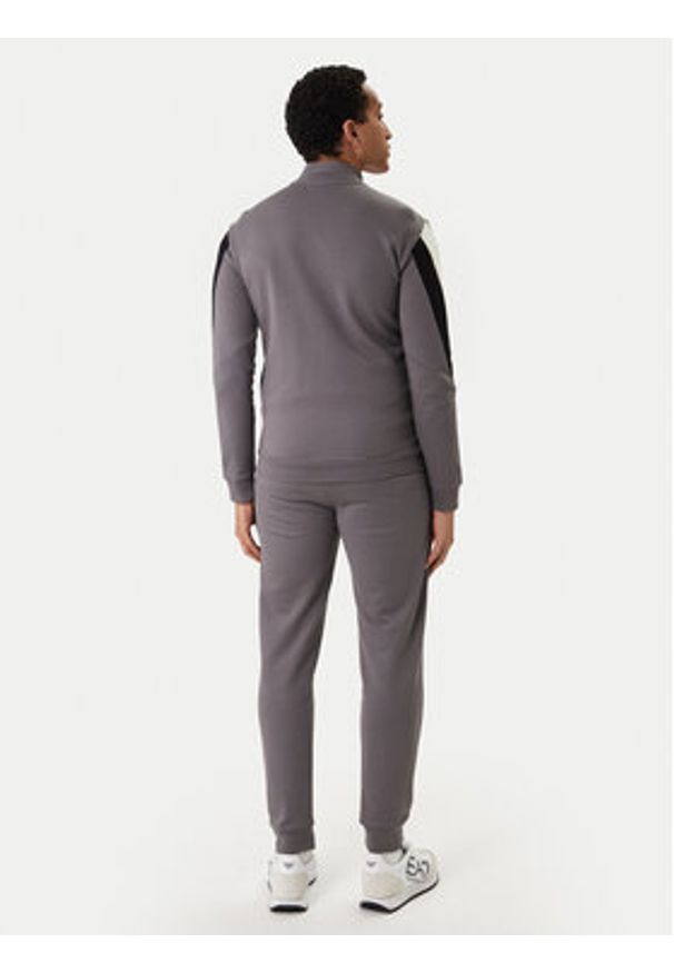 EA7 Emporio Armani Dres 7M001610 AF12451 U8086 Szary Regular Fit. Kolor: szary. Materiał: bawełna