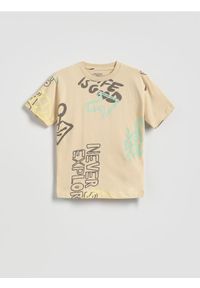 Reserved - Bawełniany t-shirt - beżowy. Kolor: beżowy. Materiał: bawełna