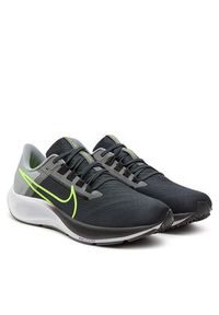 Nike Buty do biegania CW7356 005 Czarny. Kolor: czarny. Materiał: mesh, materiał #4