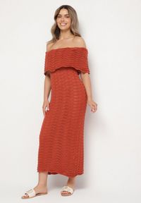 Born2be - Pomarańczowa Ażurowa Sukienka o Fasonie Hiszpanki z Wywijanym Dekoltem Filiorra. Okazja: na co dzień. Typ kołnierza: dekolt hiszpanka. Kolor: pomarańczowy. Materiał: jeans. Wzór: ażurowy. Styl: casual #2