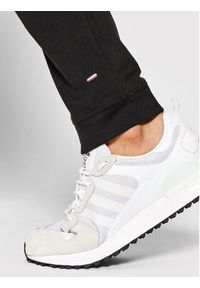 TOMMY HILFIGER - Tommy Hilfiger Spodnie dresowe Track UM0UM02352 Czarny Regular Fit. Kolor: czarny. Materiał: bawełna #5