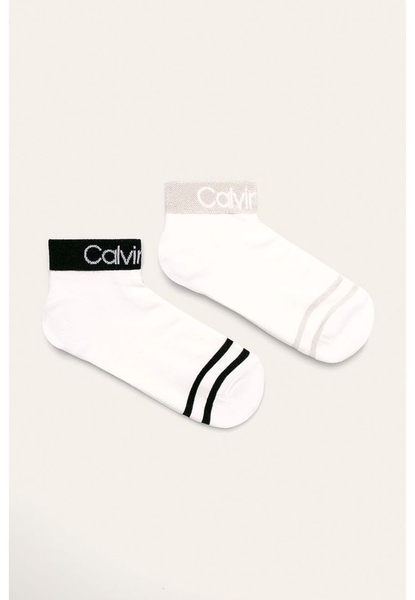Calvin Klein - Skarpetki (2-pack). Kolor: biały. Materiał: bawełna, materiał, poliamid, elastan, poliester. Wzór: aplikacja