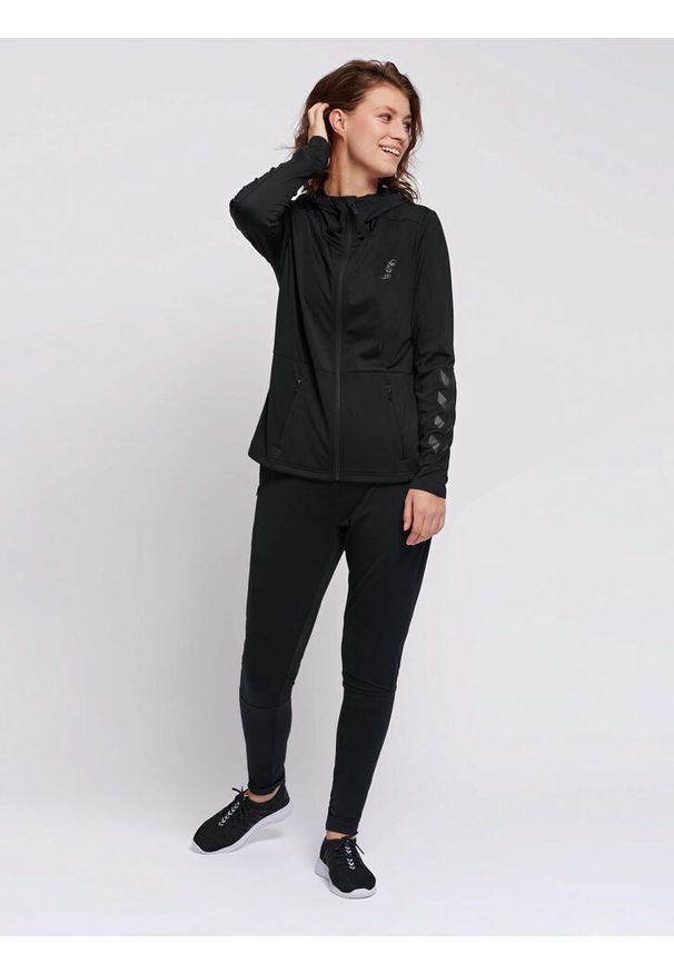Bluza fitness damska Hummel zip Selby. Typ kołnierza: kaptur. Kolor: czarny. Materiał: jersey, poliester, materiał. Sport: fitness