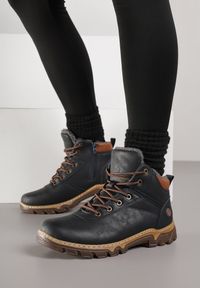 Born2be - Granatowe Traperki Sportowe Mocno Ocieplone Vimee. Okazja: na spacer, na co dzień. Kolor: niebieski. Sezon: zima. Styl: sportowy #1