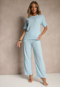 Renee - Jasnoniebieski Casualowy Komplet z Szerokimi Spodniami i T-shirtem Devineva. Kolor: niebieski. Materiał: tkanina