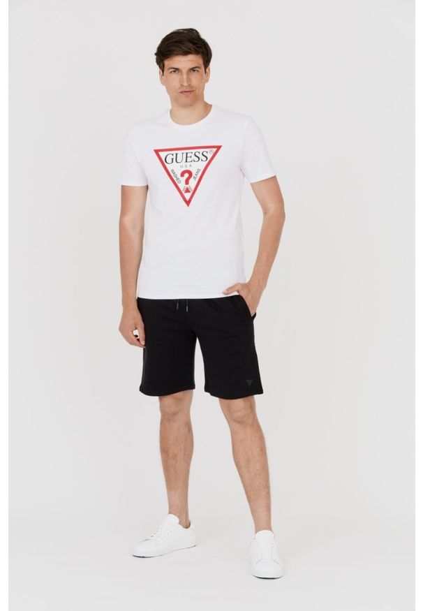 Guess - GUESS Czarne dresowe szorty męskie. Kolor: czarny. Materiał: bawełna