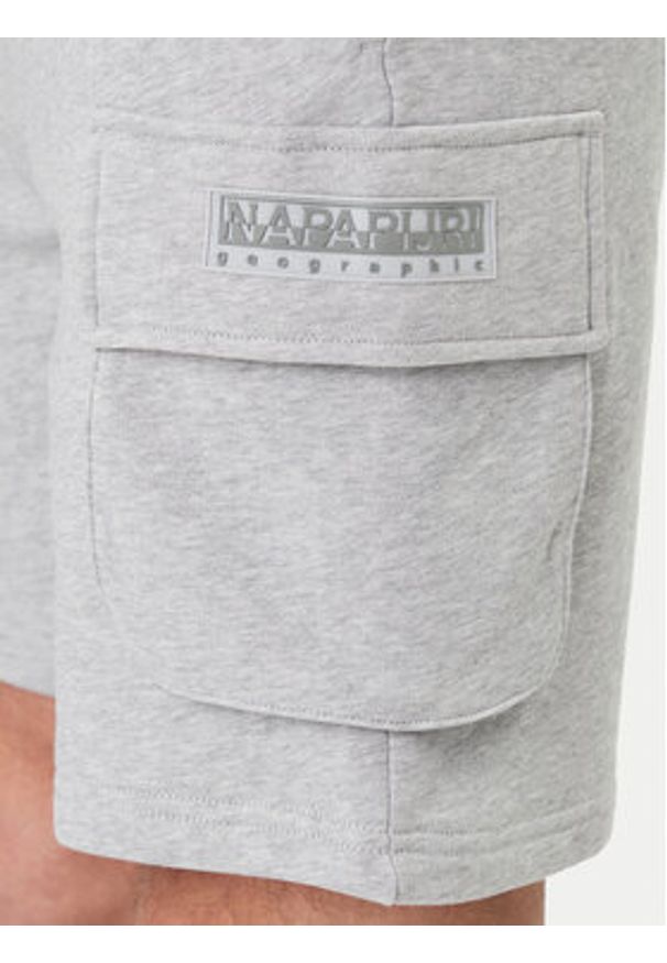 Napapijri Szorty sportowe N-Box Logo NP0A4I59 Szary Relaxed Fit. Kolor: szary. Materiał: bawełna. Styl: sportowy