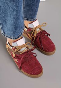 Renee - Bordowe Sneakersy Kultowe Tenisówki z Podwójnymi Sznurówkami Luvitta. Okazja: na co dzień, na spacer. Kolor: czerwony. Materiał: satyna, skóra. Sport: bieganie, turystyka piesza #3