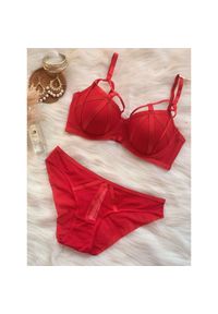 Intica - Komplet bielizny z paseczkami na romantyczne wieczory Shala. Kolor: czerwony. Materiał: materiał