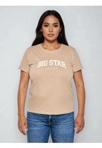Big-Star - Koszulka damska bawełniana z logo BIG STAR beżowa Ramila 805. Okazja: na co dzień, na spacer, na uczelnię. Kolor: beżowy. Materiał: bawełna. Wzór: nadruk. Styl: casual, klasyczny #5