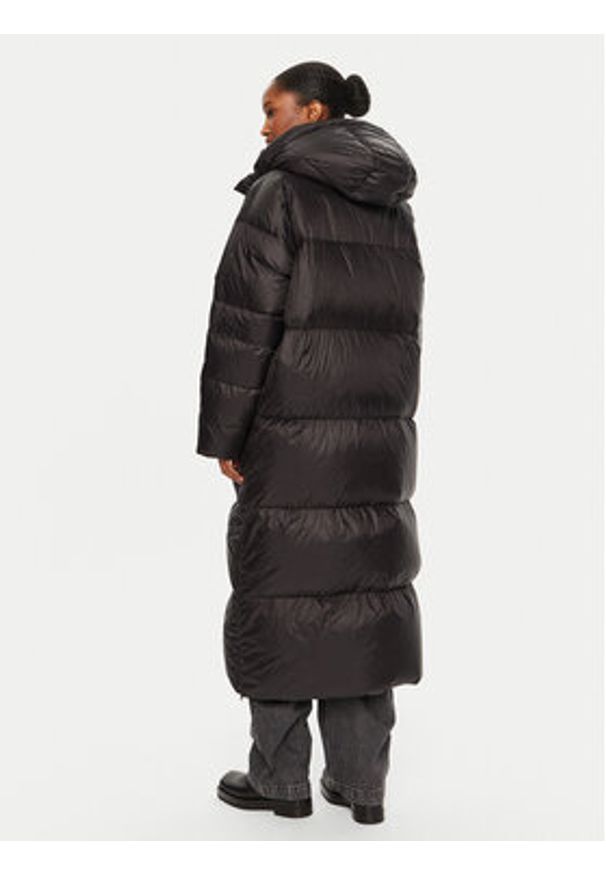 Bomboogie Kurtka puchowa CW8082TMNA4 Czarny Regular Fit. Kolor: czarny. Materiał: syntetyk. Sezon: zima