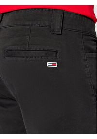 Tommy Jeans Chinosy Scanton DM0DM09595 Czarny Slim Fit. Kolor: czarny. Materiał: bawełna