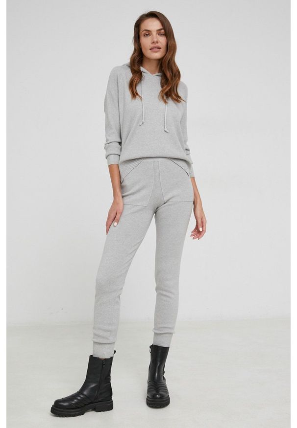 Answear Lab Dres damski kolor szary. Kolor: szary. Materiał: dresówka. Wzór: melanż