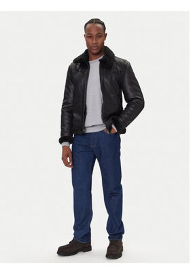 Guess Kożuch M5BL28 W2310 Czarny Regular Fit. Kolor: czarny. Materiał: syntetyk