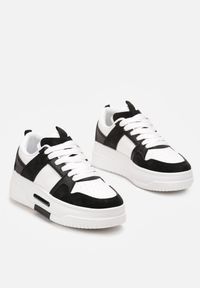 Born2be - Biało-Czarne Sneakersy na Grubej Podeszwie Dafinia. Kolor: biały #2