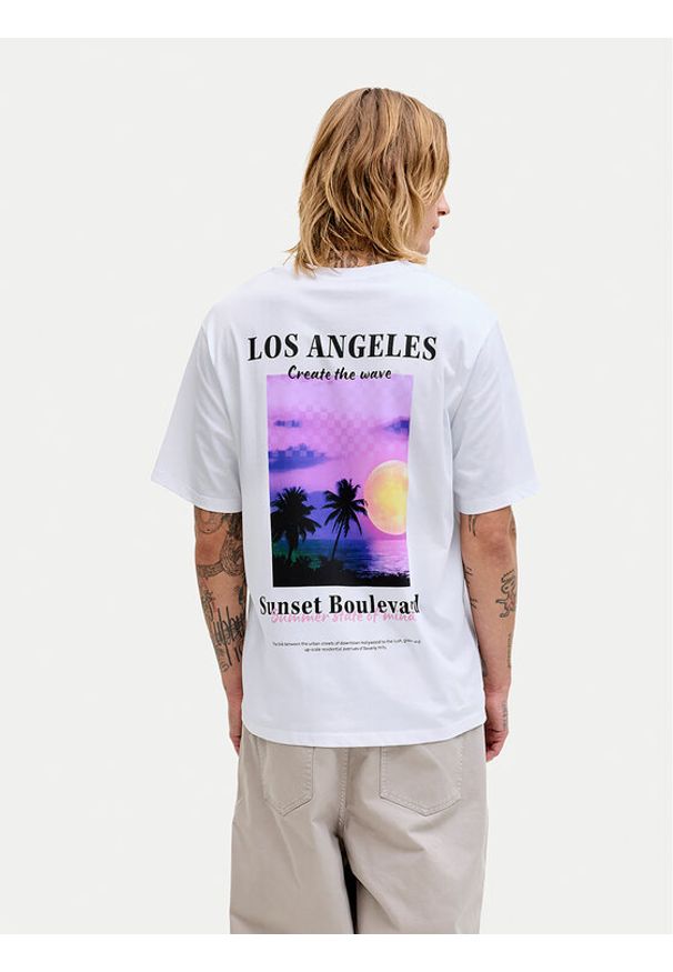 Jack & Jones T-Shirt City Photoprint 12288353 Biały Regular Fit. Kolor: biały. Materiał: bawełna