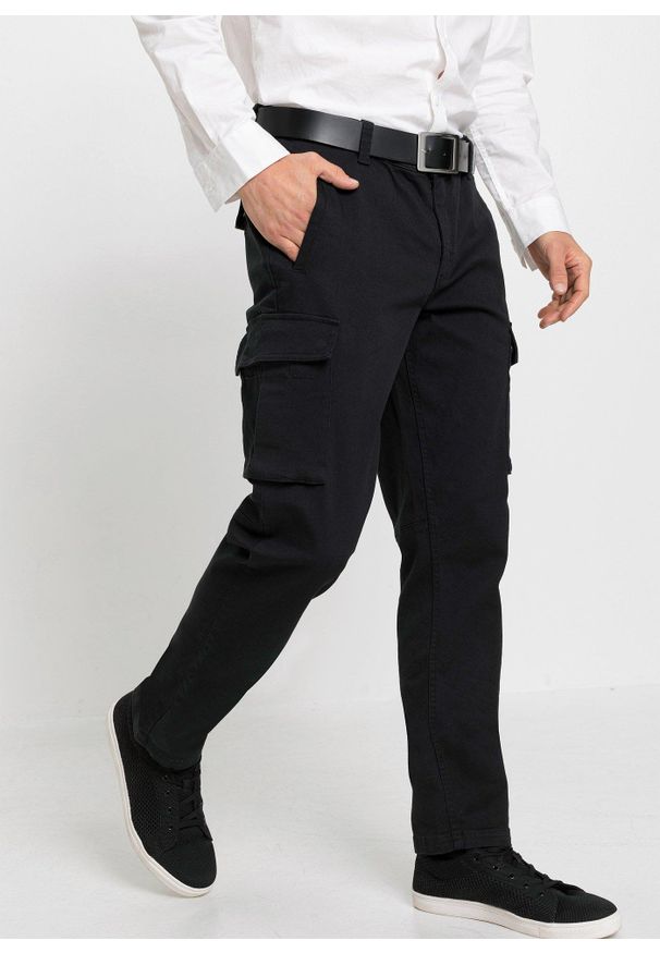 bonprix - Spodnie z kieszeniami cargo, z czystej bawełny z domieszką stretchu, regular fit, straight. Kolor: czarny. Materiał: bawełna. Styl: sportowy
