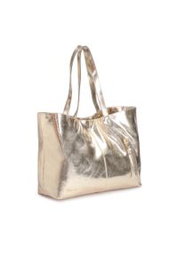 Kazar - Duża złota torebka na ramię ze skóry z chwostem. Kolor: złoty. Materiał: skórzane. Rozmiar: duże. Styl: elegancki, klasyczny. Rodzaj torebki: na ramię #4