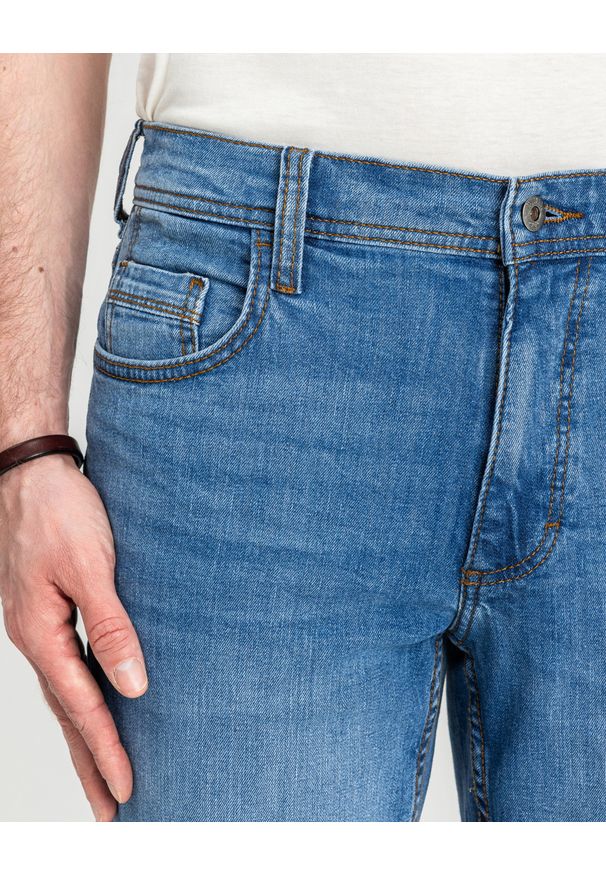 Męskie Spodnie Jeansowe Mustang Style Washington Straight Denim Blue 1018017 5000 682