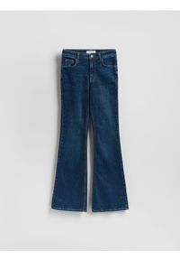 Reserved - Jeansy flare z wysokim stanem - granatowy. Stan: podwyższony. Kolor: niebieski #1
