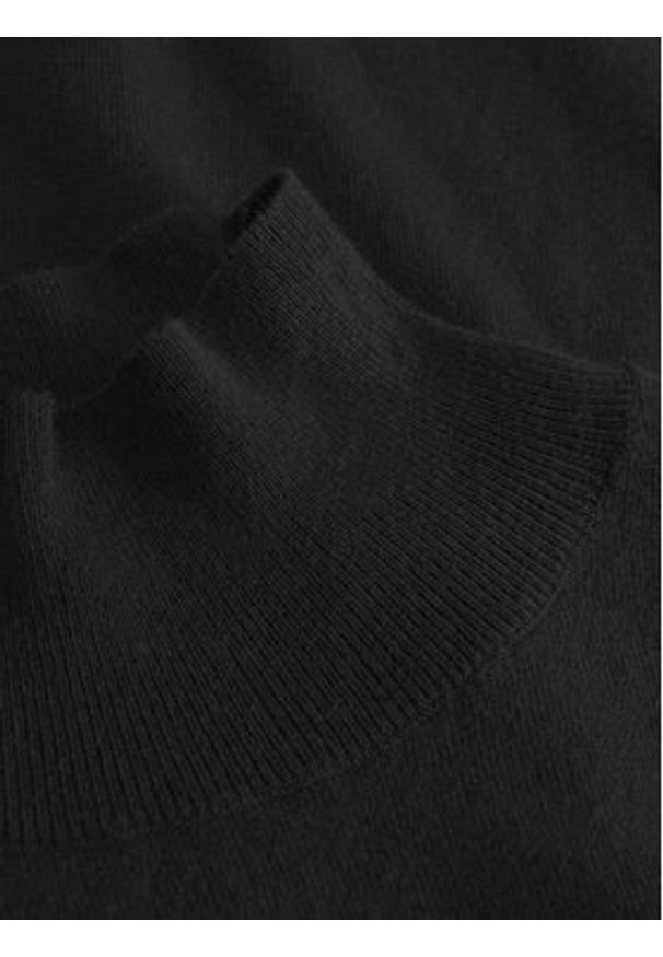 JOOP! Golf 30044780 Czarny Loose Fit. Typ kołnierza: golf. Kolor: czarny. Materiał: bawełna