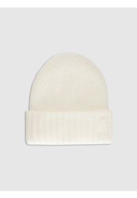 4f - 4F Czapka zimowa damska - beżowa M. Kolor: beżowy. Sezon: zima. Styl: casual, sportowy, klasyczny #1