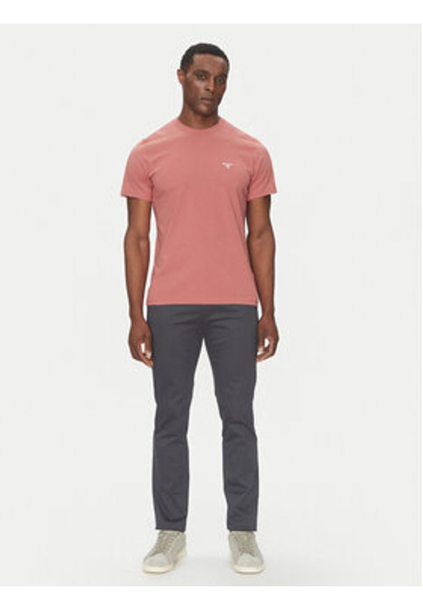 Barbour T-Shirt Essential Sports MTS0331PI55 Różowy Tailored Fit. Kolor: różowy. Materiał: bawełna