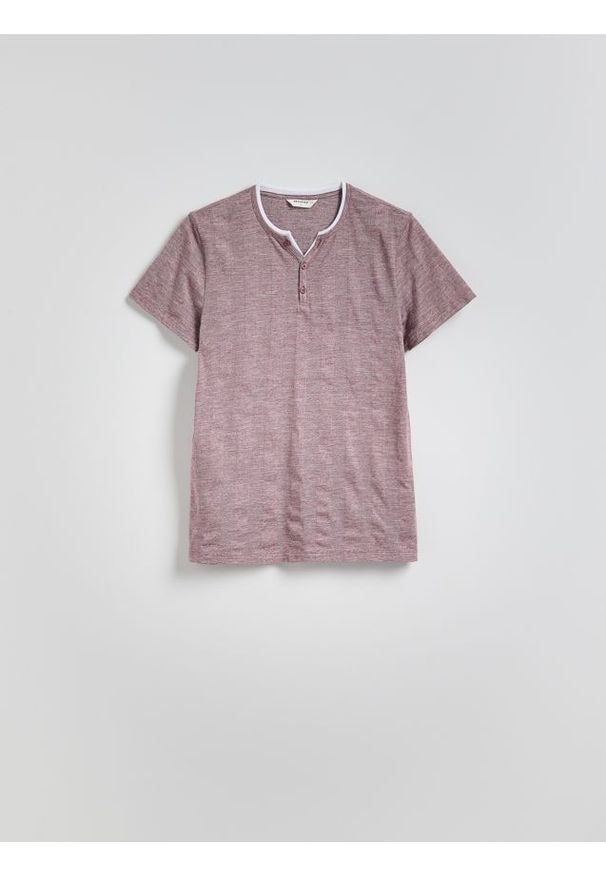 Reserved - T-shirt henley slim fit - bordowy. Typ kołnierza: typu henley. Kolor: czerwony. Materiał: bawełna, dzianina