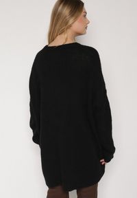 Born2be - Czarny Sweter z Wiskozą i Wełną o Kroju Nietoperza Fedella. Okazja: na co dzień. Kolor: czarny. Materiał: wełna, wiskoza. Styl: casual, elegancki #4
