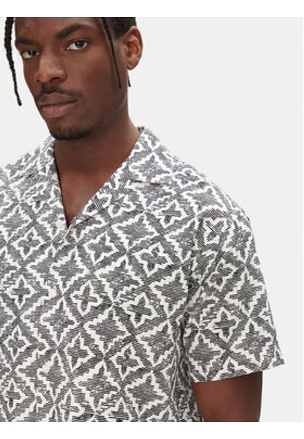 Jack & Jones Komplet koszula i szorty materiałowe Seersucker 12284648 Szary Relaxed Fit. Kolor: szary. Materiał: bawełna