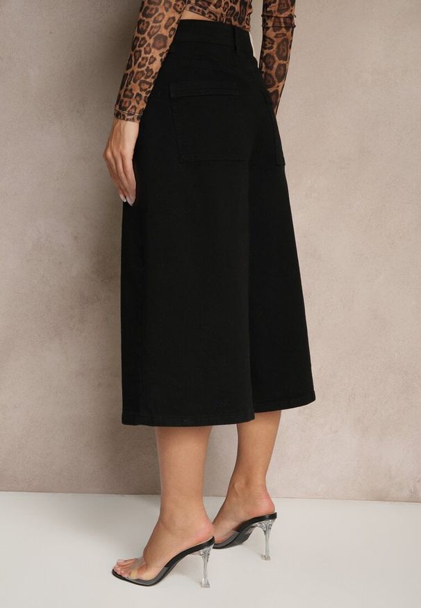 Renee - Czarne Szorty Jeansowe High Waist Typu Bermudy Baggy Sonallea. Okazja: na spacer. Stan: podwyższony. Kolor: czarny. Materiał: jeans. Wzór: aplikacja. Styl: elegancki