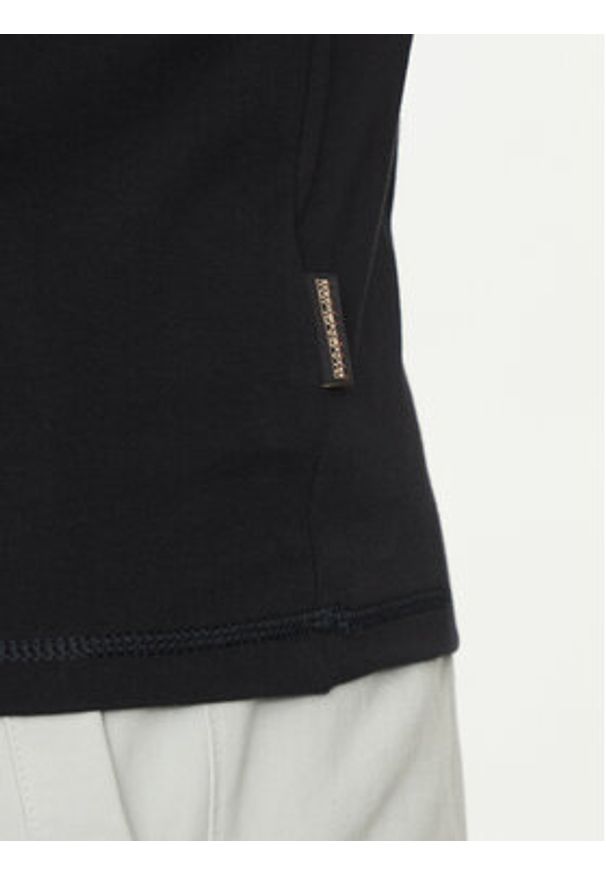 Napapijri T-Shirt S-Vanni NP0A4IEA Czarny Regular Fit. Kolor: czarny. Materiał: bawełna