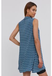 Answear Lab Sukienka mini prosta. Okazja: na co dzień. Kolor: niebieski. Materiał: tkanina. Typ sukienki: proste. Styl: wakacyjny. Długość: mini #4