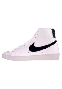 Buty do chodzenia damskie Nike 101 Blazer Mid 77 Next Nature. Zapięcie: sznurówki. Kolor: biały. Materiał: guma, skóra, syntetyk, materiał. Szerokość cholewki: normalna. Sport: turystyka piesza