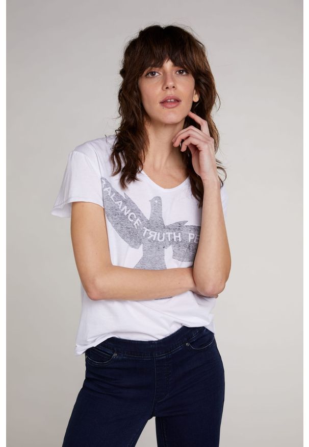 T-shirt z krótkim rękawem z motywem ptaka Oui. Kolor: biały. Materiał: bawełna. Długość rękawa: krótki rękaw. Długość: krótkie. Wzór: napisy