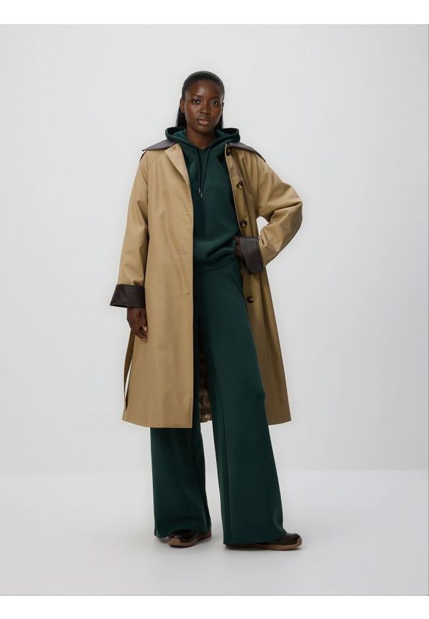 Reserved - Spodnie z modalem - morski. Kolor: morski. Materiał: dzianina