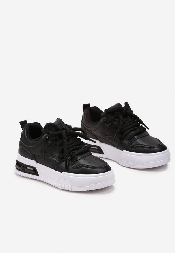Born2be - Czarne Sneakersy z Grubymi Sznurowadłami i Platformą Onaess. Kolor: czarny. Obcas: na platformie