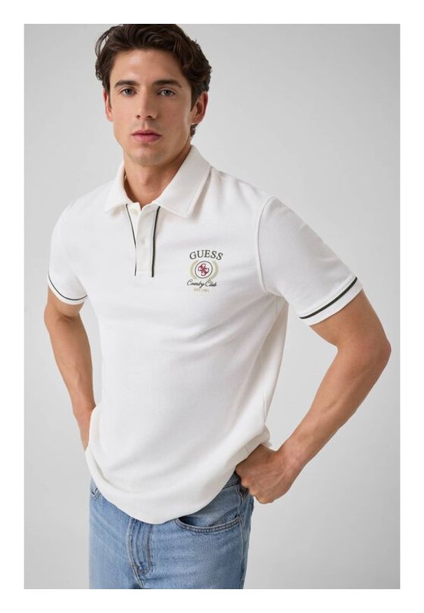 Guess T-Shirt 183294 Biały Classic Fit. Kolor: biały